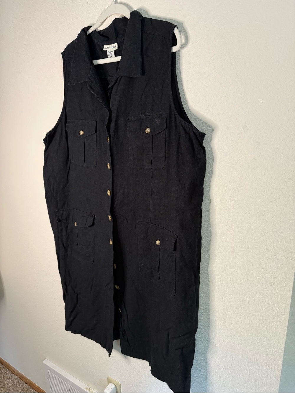 Avenue Black Linen-Blend Dress
